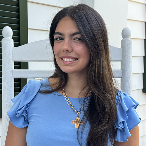 Headshot image of Sara Giura